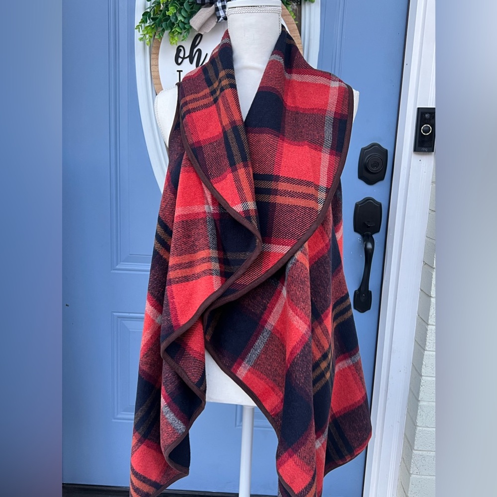 Peach Love California Plaid Waterfall Vest Size L NWOT